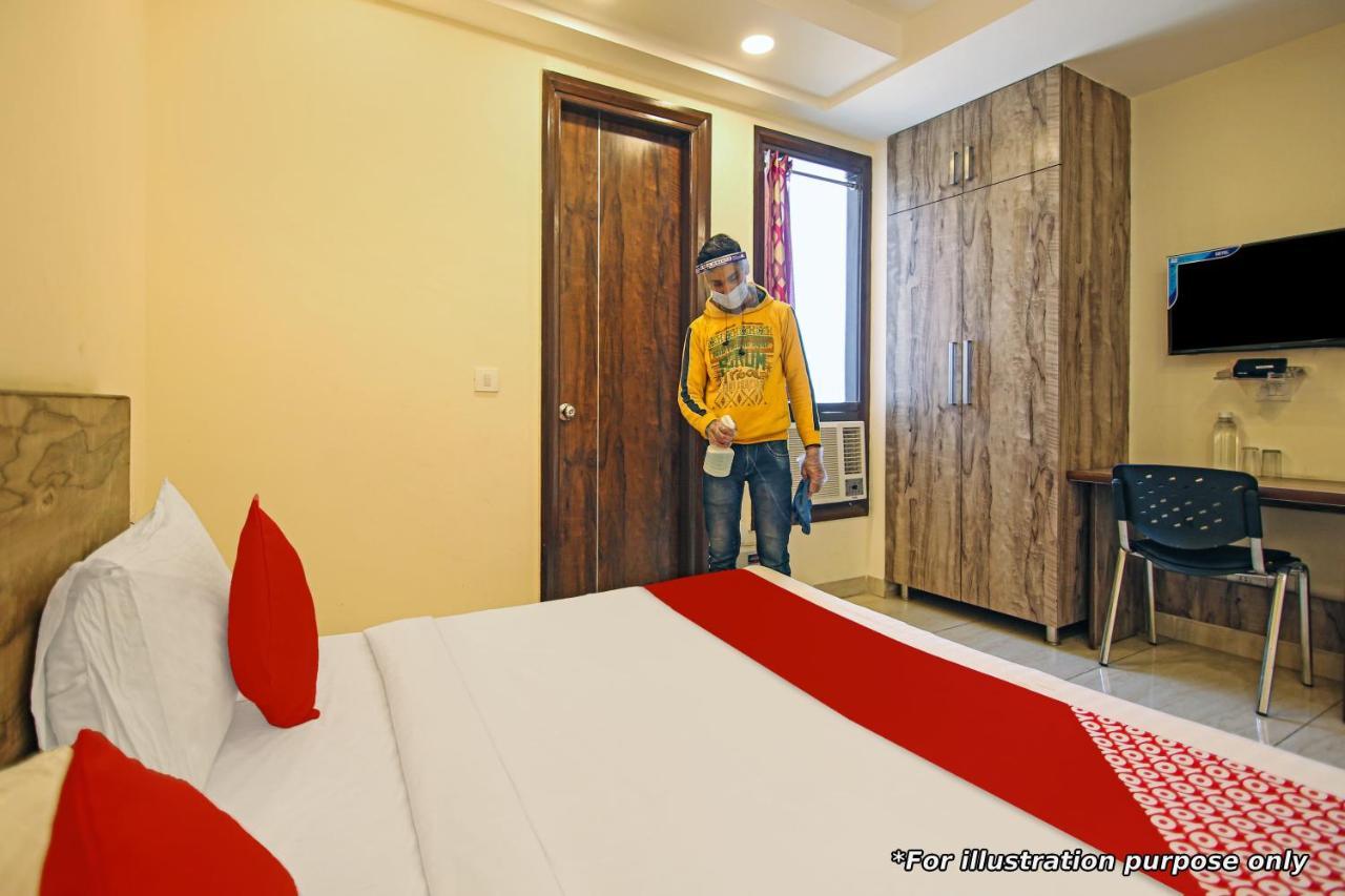 Hotel O City Deluxe デリー エクステリア 写真
